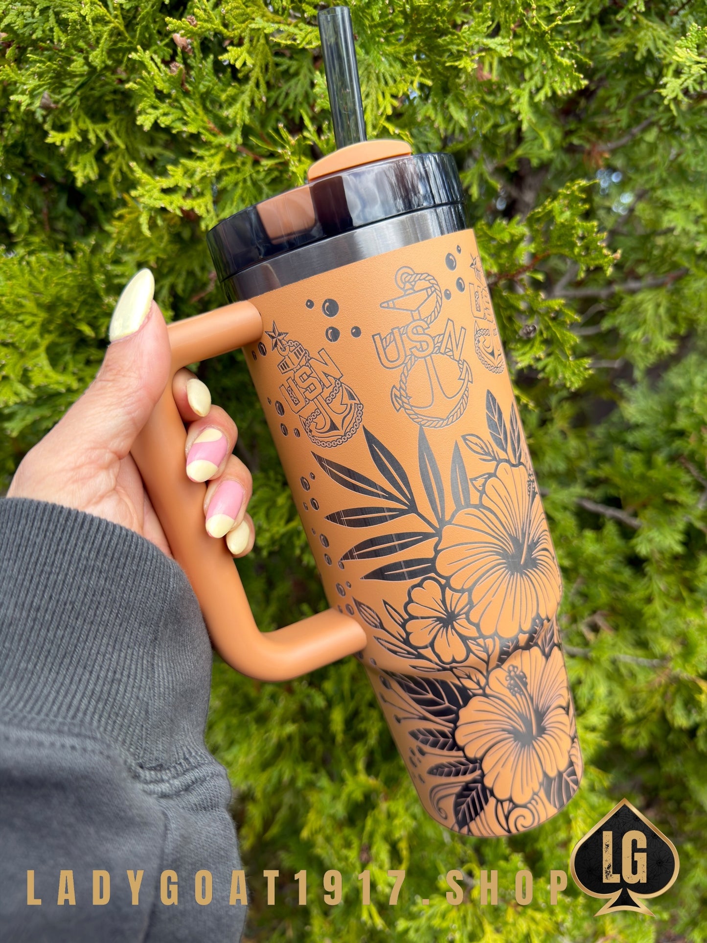 Crest of the Wave 30oz Tumbler Limited w/ Accesories