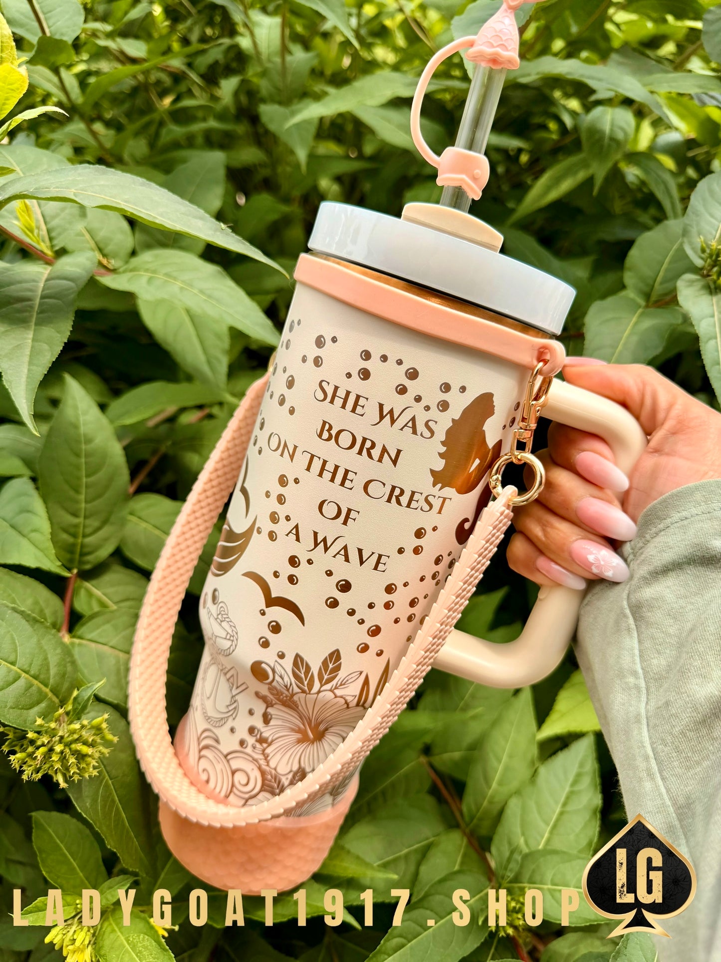 Chief Season Crest 40oz Tumbler Cream W/ Accesories