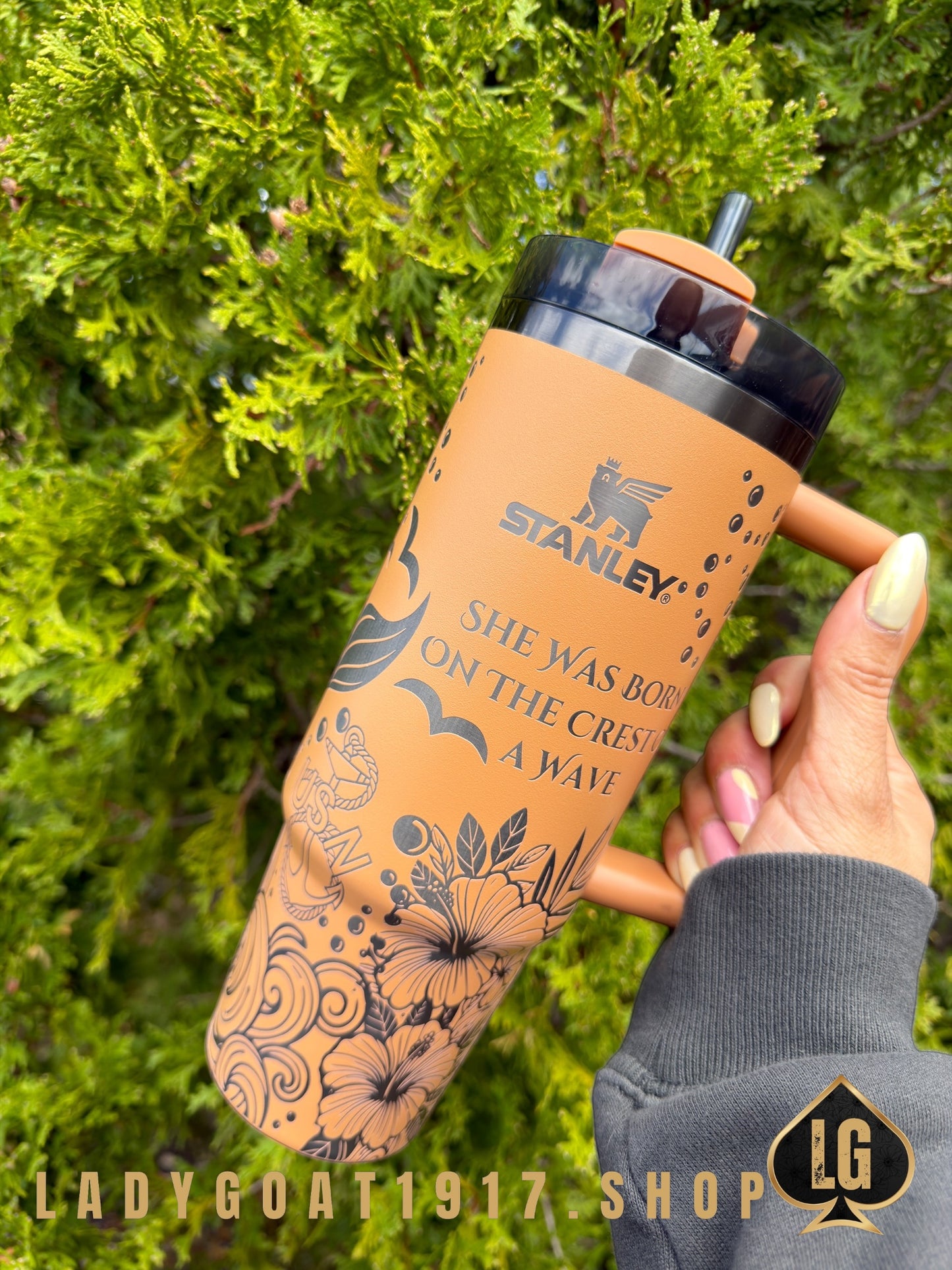 Crest of the Wave 30oz Tumbler Limited w/ Accesories