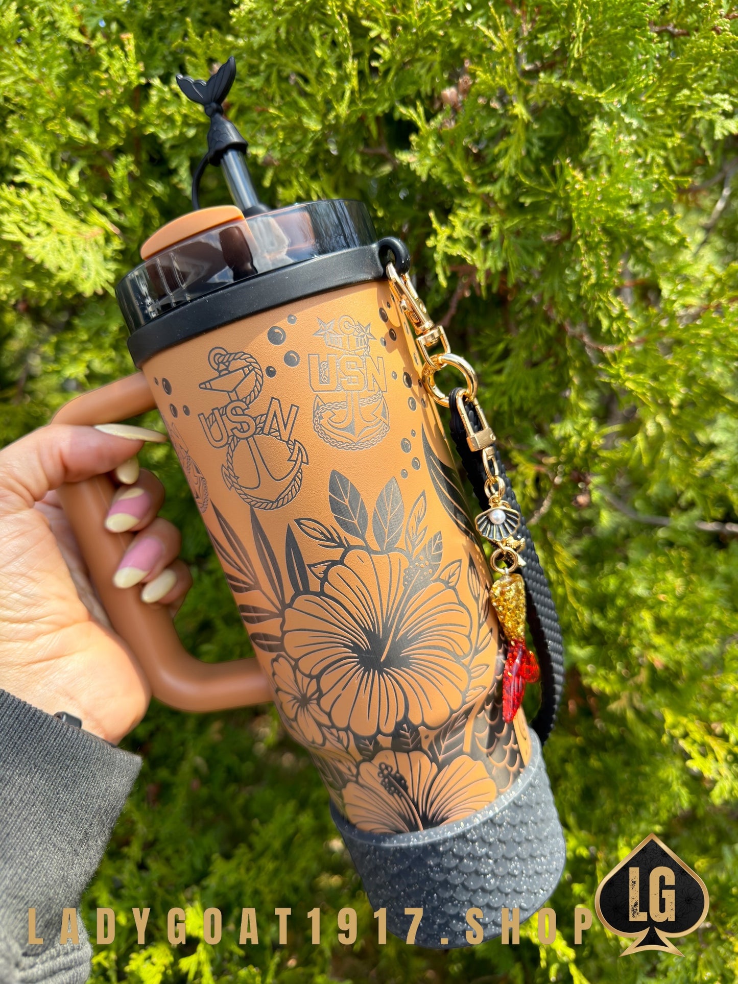 Crest of the Wave 30oz Tumbler Limited w/ Accesories