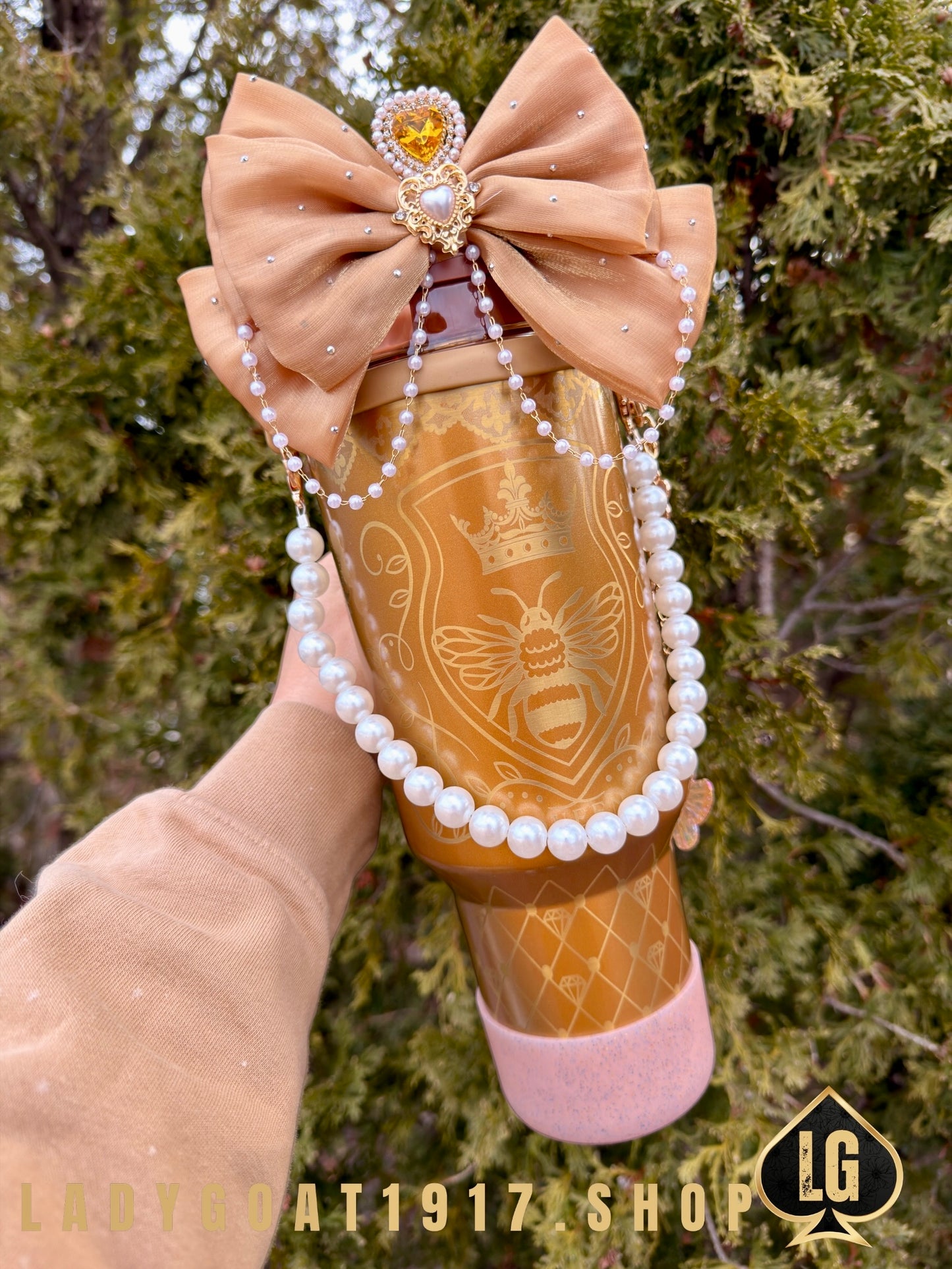 STANLEY Queen Charlotte Bridgerton 40 oz Tumbler W/ Accessories